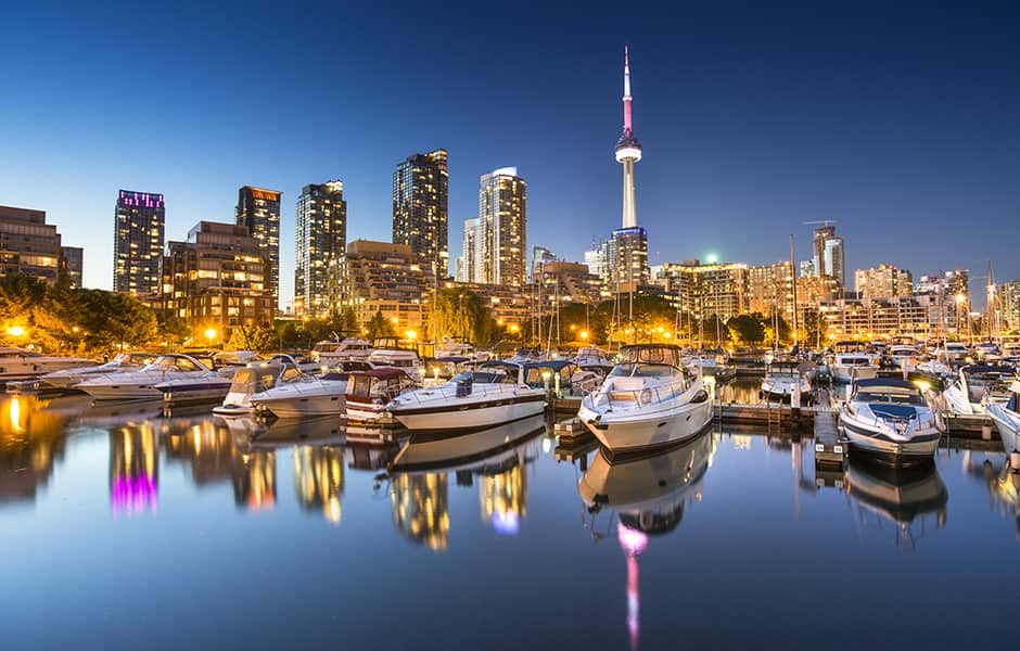 downtown toronto with cn tower in the background