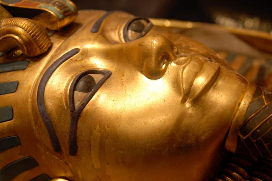 tutankhamun mask