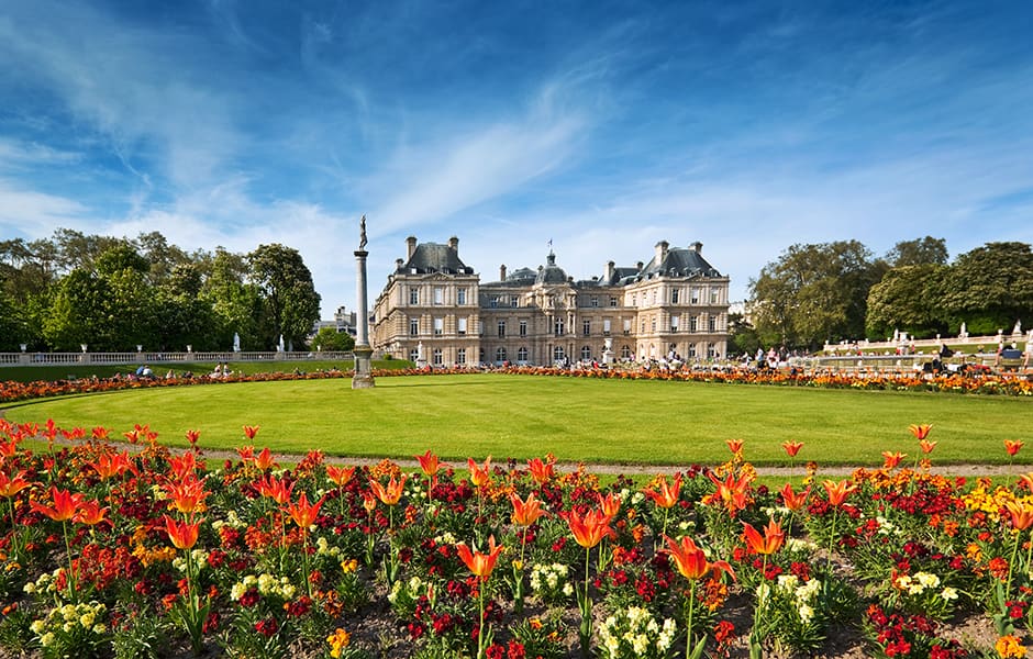 luxembourg gardens in paris france