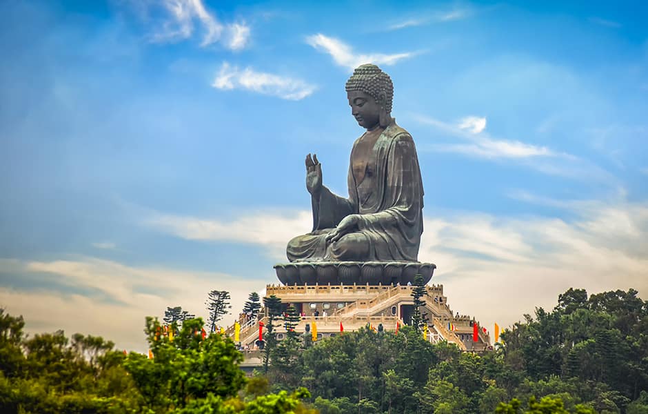 the tian tan buddha in hong