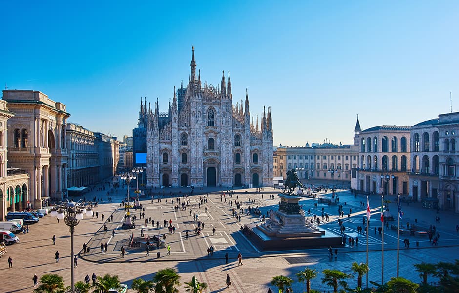 view of milan piazza del duomo in milan 