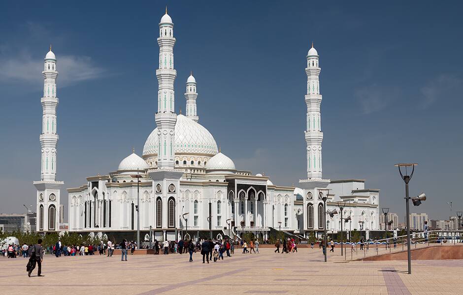 view of the square and hazrat sultan mosque