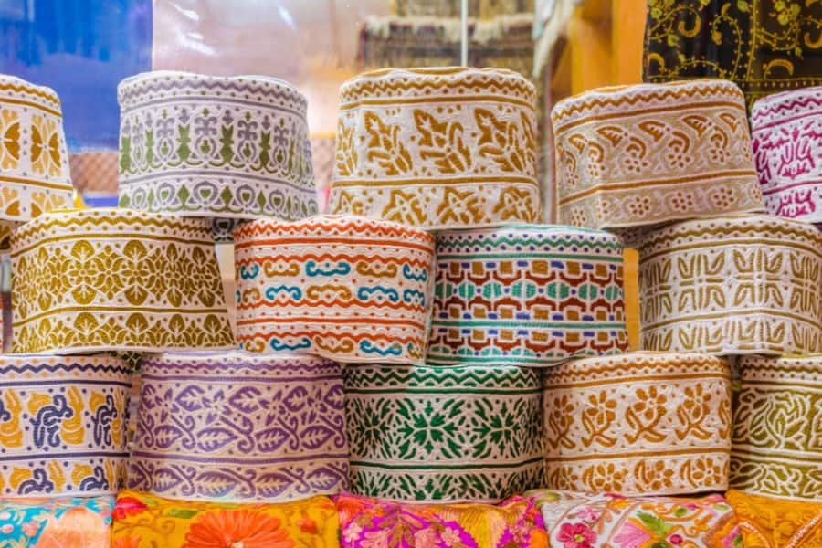 hats in souq