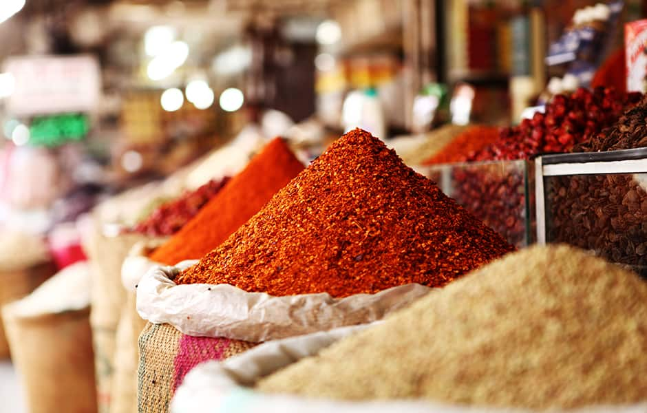 spices at empress market in karachi