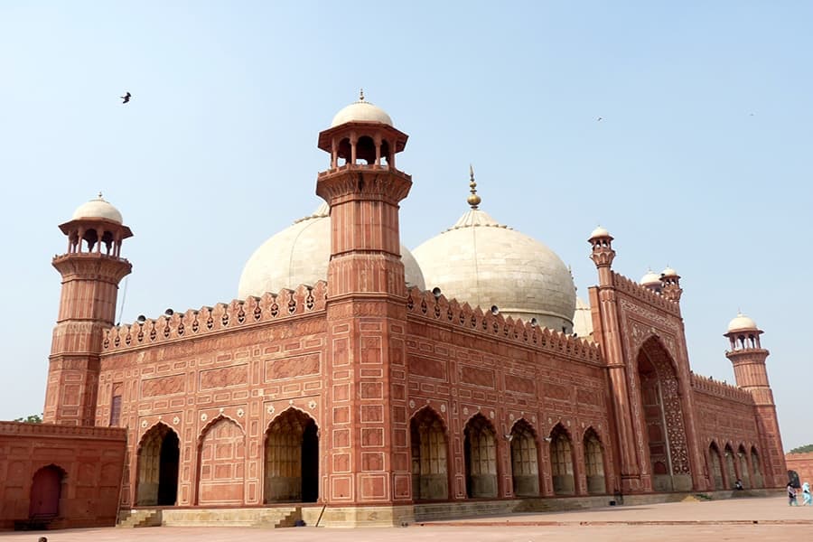 badshahi mosque