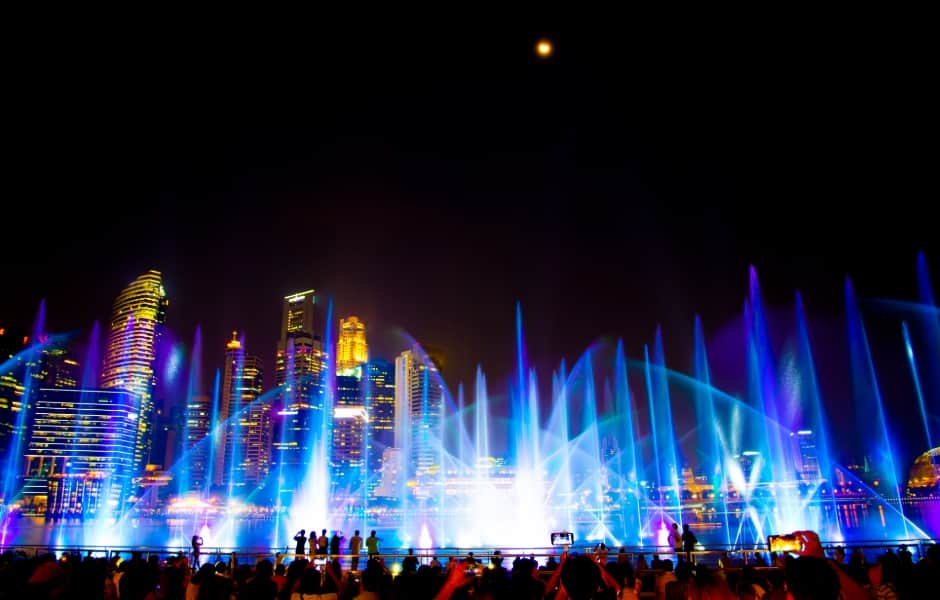 singapore fountains at night