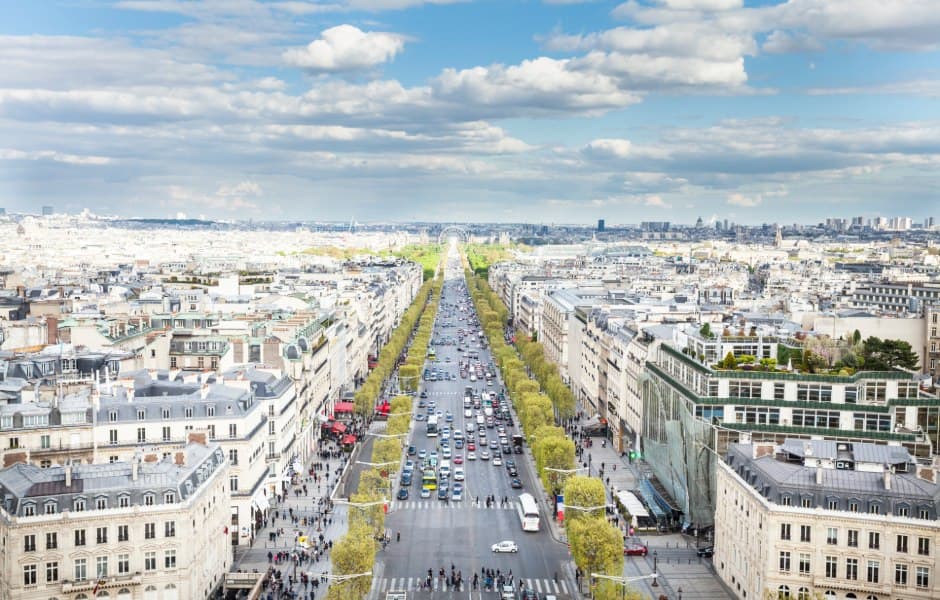 champs-elysees in paris