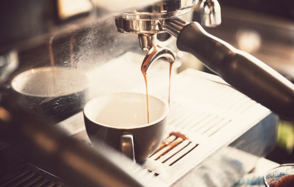 melbourne cafe coffee machine making cup of coffee