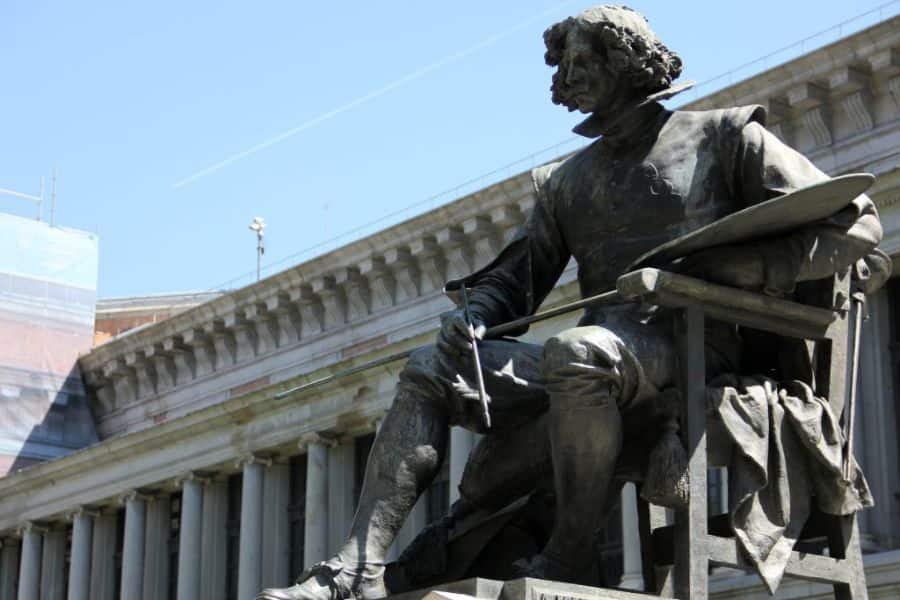 statue outsied Prado Museum