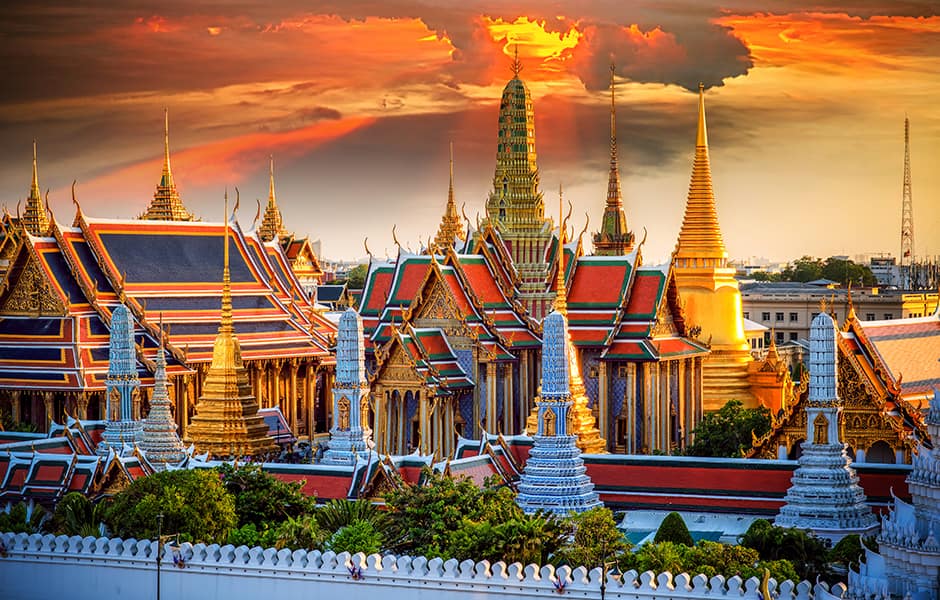 grand palace and wat phra kaew at sunset thailand