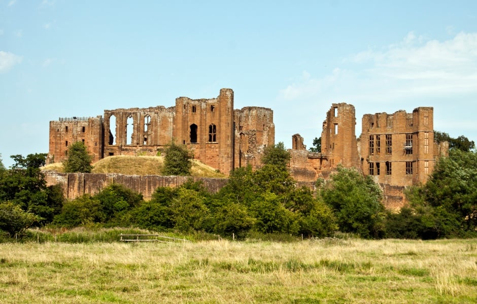 kenilworth castle and gardens