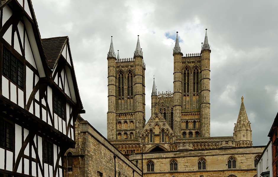 lincoln cathedral uk