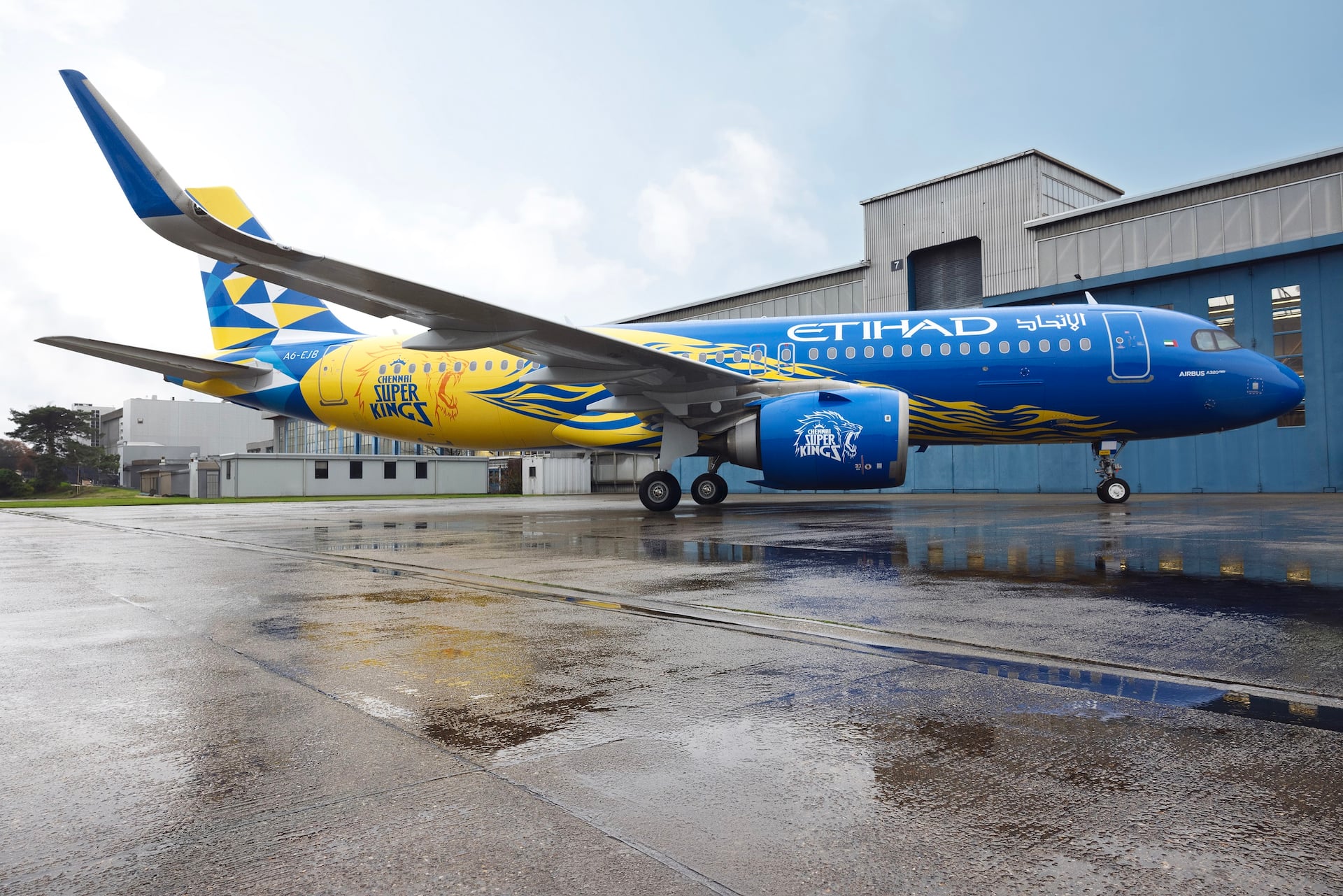 Etihad Airways and Chennai Super Kings  unveil striking new livery