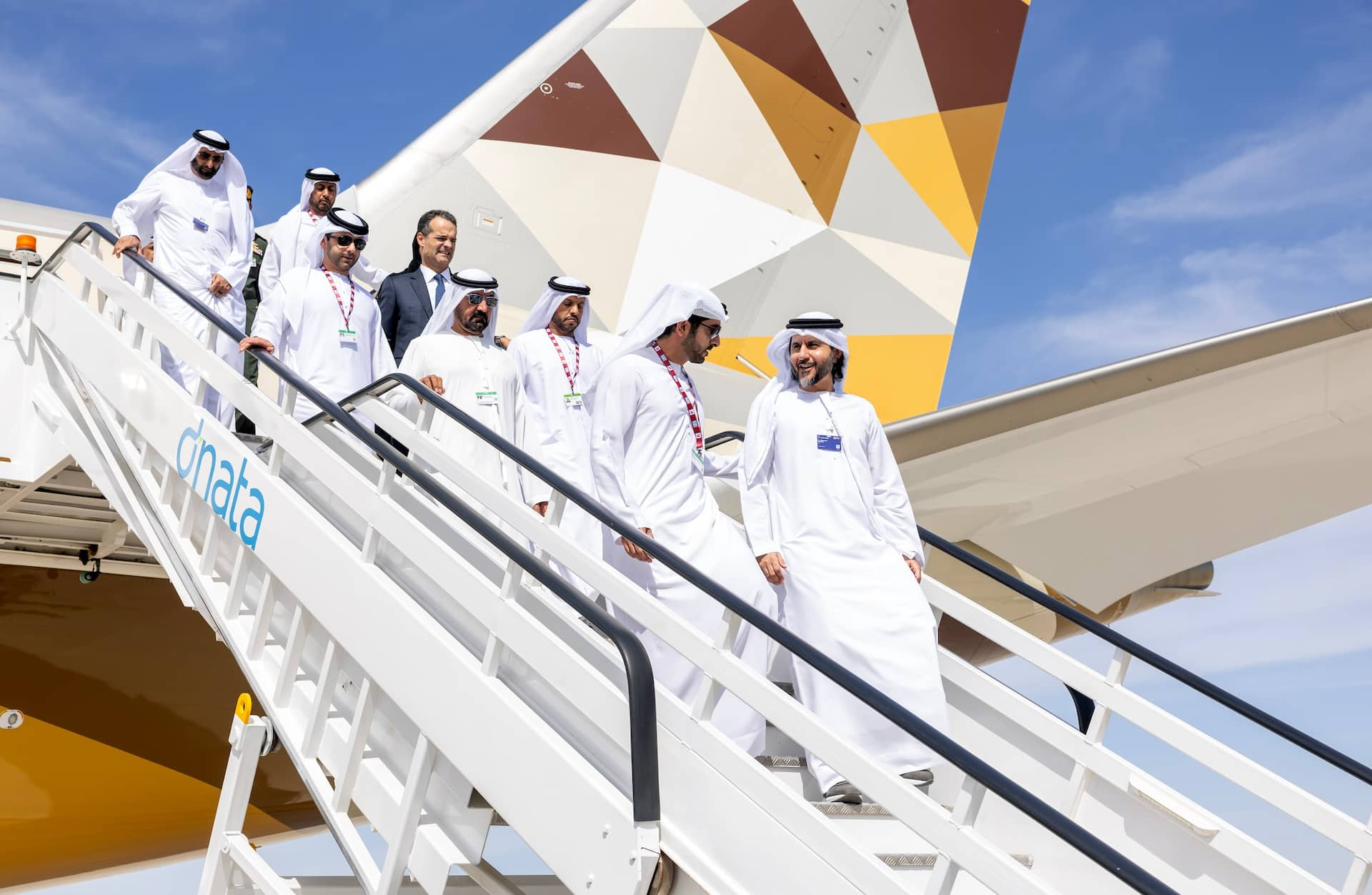 Etihad Airways’ newest 787-9 Dreamliner on display at Dubai Airshow